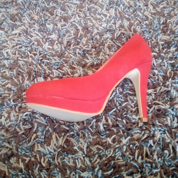 Women's journee collection heels size 6 - Picture 2 of 4